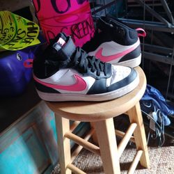 Pink And Black Nike Dunks 6.5Y 