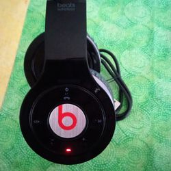 BEATS BY DR DRE HEADPHONES BLUETOOTH NOISE CANCELLING STEREOS 