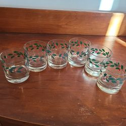 Set Of 6 Short Christmas Glasses 
