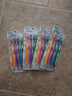 New, kids toothbrushes