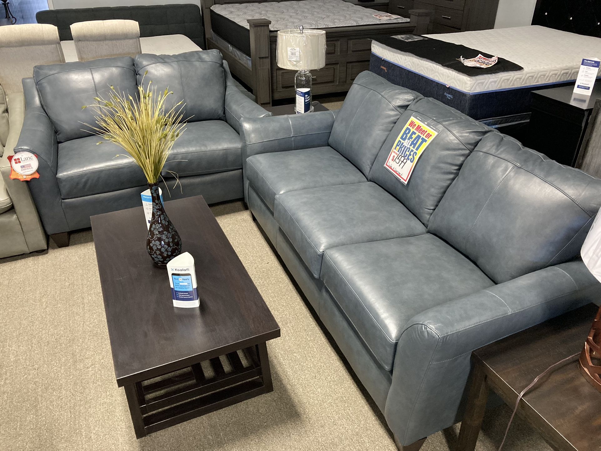 Lovely Sofa &Loveseat ✨💚 Easy Financing Available ✨✅