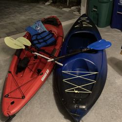 (2) fishing Kayaks W/paddles 