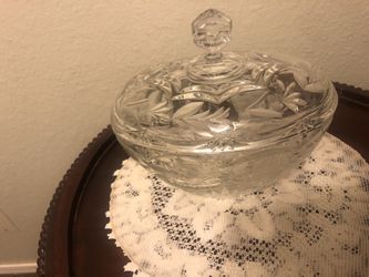 Beautiful crystal candy dish vintage