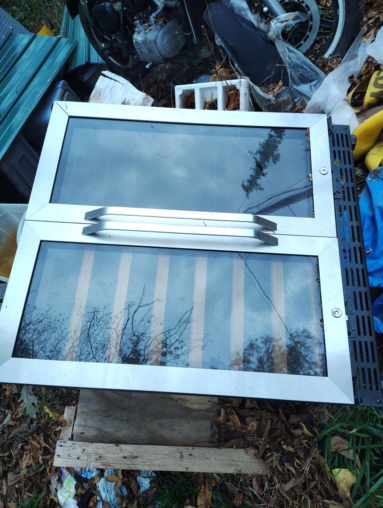 Wine Cooler/Refrigerator