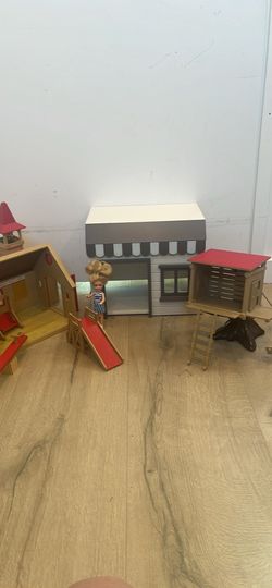 Pottery Barn Dollhouse/ schoolhouse