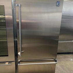 HESTAN 36”WIDE BUILT IN BOTTOM FREEZER REFRIGERATOR 