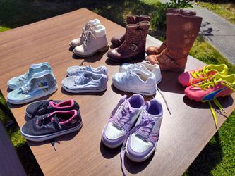 Girl shoes