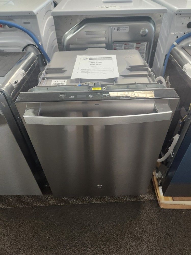24 in. Built-ln Tall Tub Top Control
Stainless Steel Dishwasher w/Sanitize
Dry Boost, 52 dBA