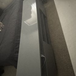 Entertainment center