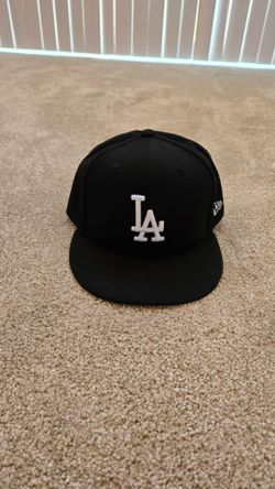 7 5/8 New Era cap