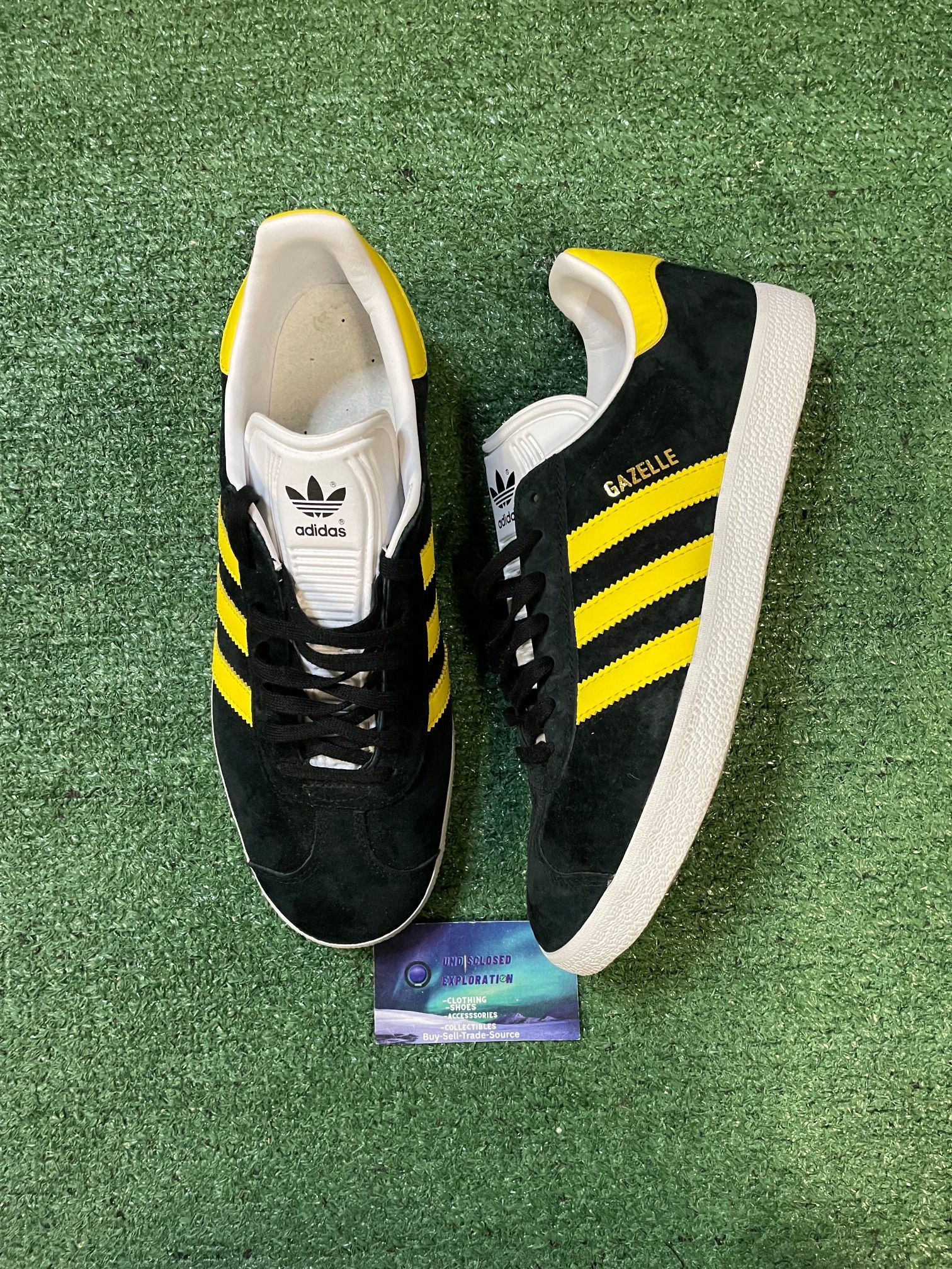Adidas gazelle black impact yellow size 9.5men/11women