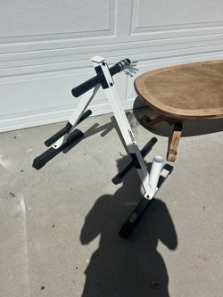 Weight Lifting Plate Hold