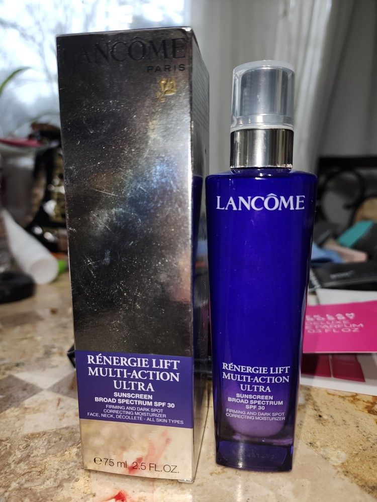 RÉNERGIE LIFT MULTI-ACTION ULTRA MOISTURIZER 