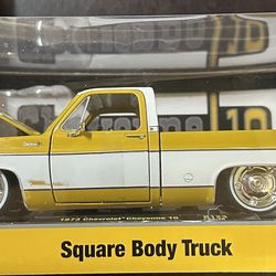 1:24 Scale 1973 Chevrolet Cheyenne C 10 Square Body