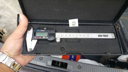 Cen-tech 6" Digital Caliper. Model #47257
