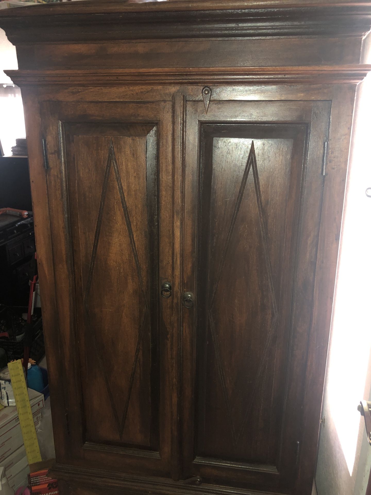 Armoire / Cabinet