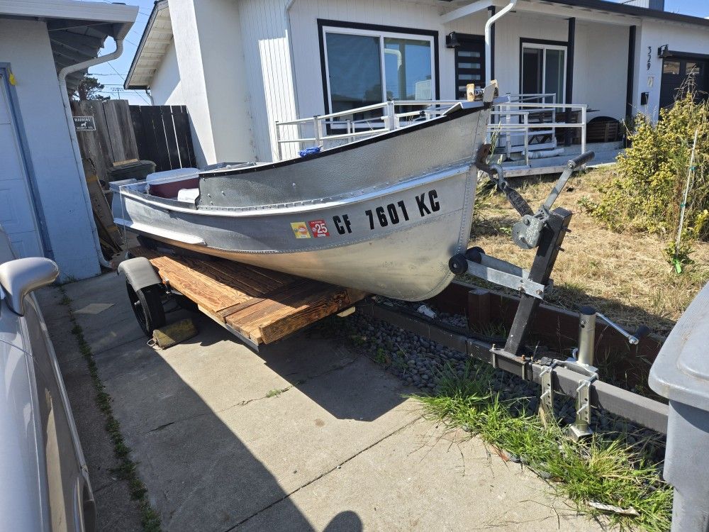 12' Aluminum Boat And Trailer.