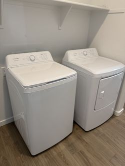 Brand New Frigidaire Washer And Dryer Set