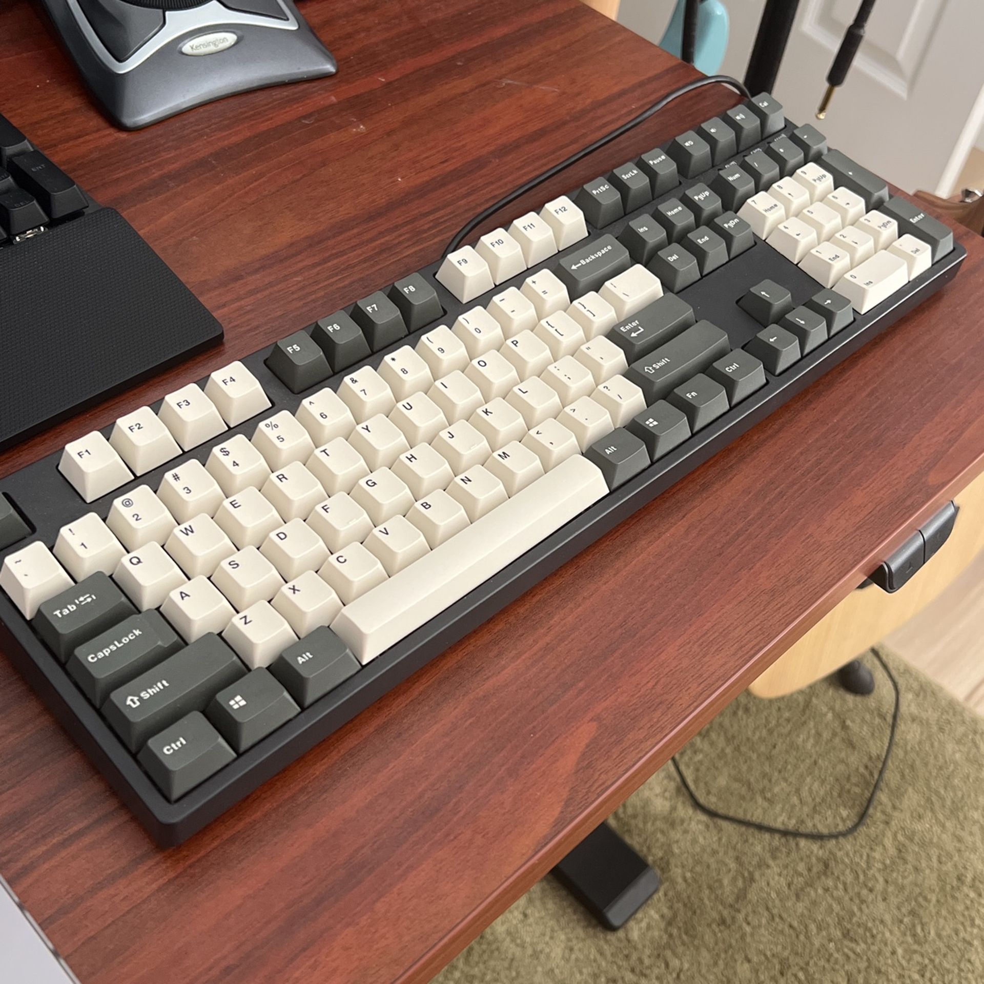 ikbc CD108 Typeman Mechanical Keyboard
