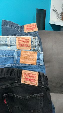 4 pairs Levi 38W 32L Jeans