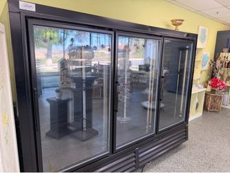 Commercial Refrigerator