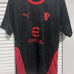 AC MILAN BLACK TRAINING PLAYER VERS