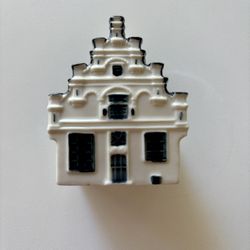 KLM Delft House #95