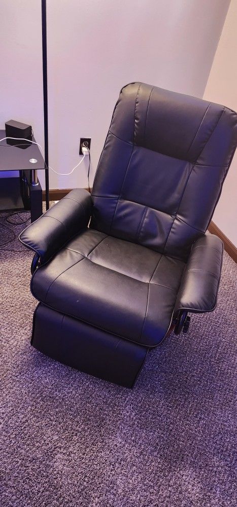 Recliner Chair