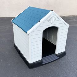 (New) $105 Large Outdoor Indoor Plastic Dog House Waterproof, Size 36”x36”x39”