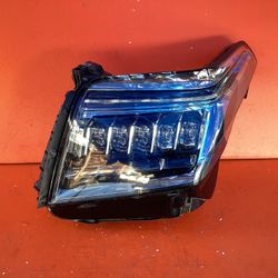 CADILLAC ESCALADE LED HEADLIGHT RIGHT HEADLAMP OEM 2015 2016 2017 2018 2019 2020