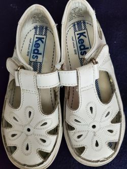 Keds white shoe/sandal