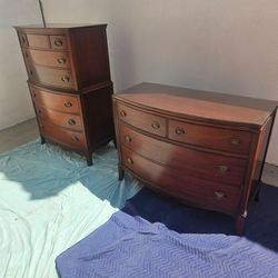 Beautiful set of dressers