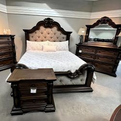 Maylee Dark Brown Upholstered Bedroom Set