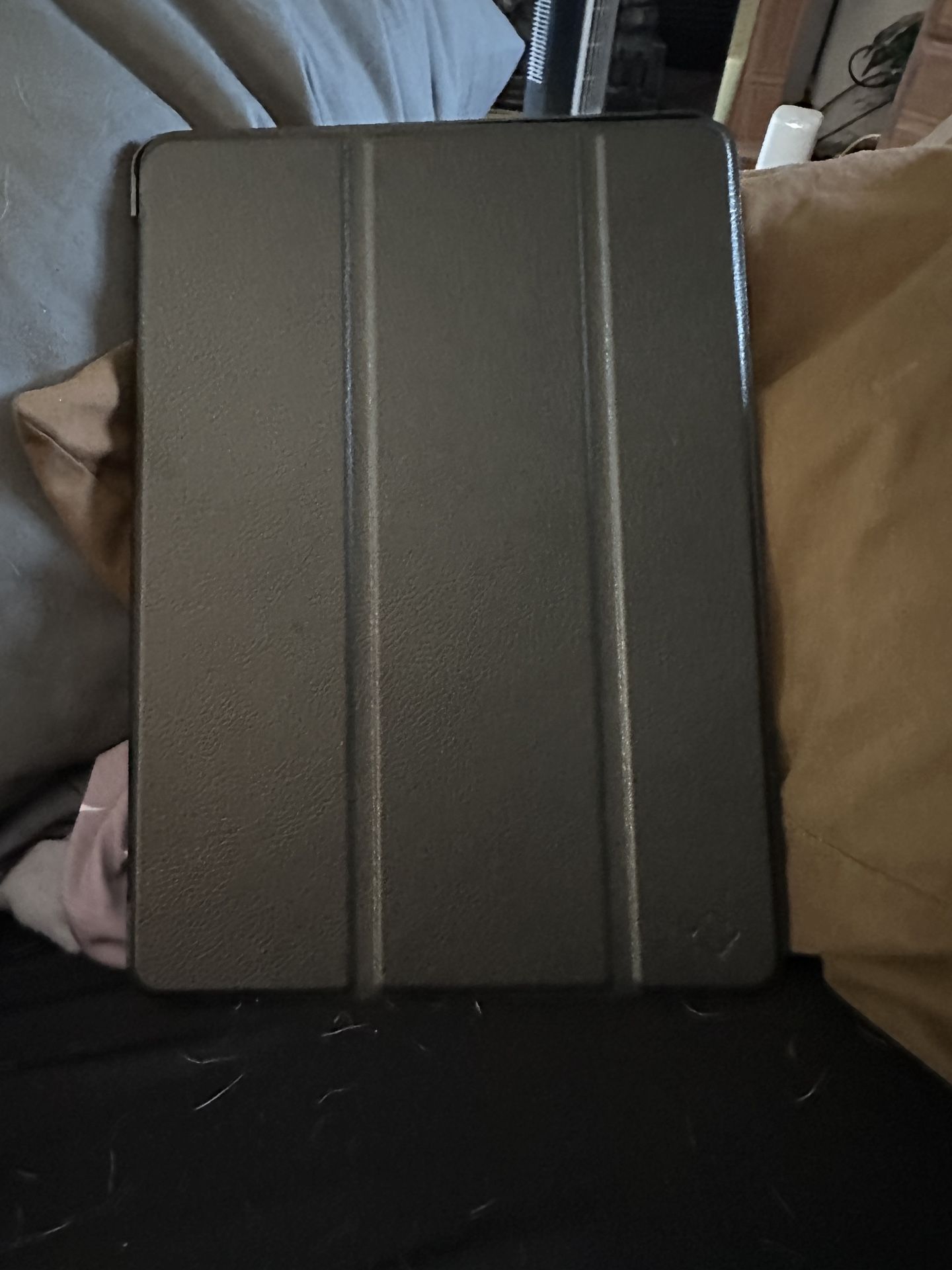 π€ Fintie iPad Case β 9.7β Slim Shell Stand Cover (Fits 5th Gen, 2017)