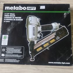 Metabo 2-1/2-in 15 -Gauge Pneumatic Angled Finish Nailer #2417