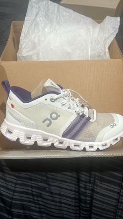 OC on cloud shoes