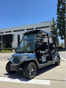 2021 Tomberlin Golf Cart-New batteries
