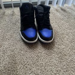 Air Jordan 1 Mid Black Hyper Royal
