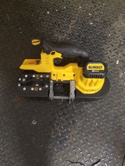 Dewalt Bandsaw DCS371