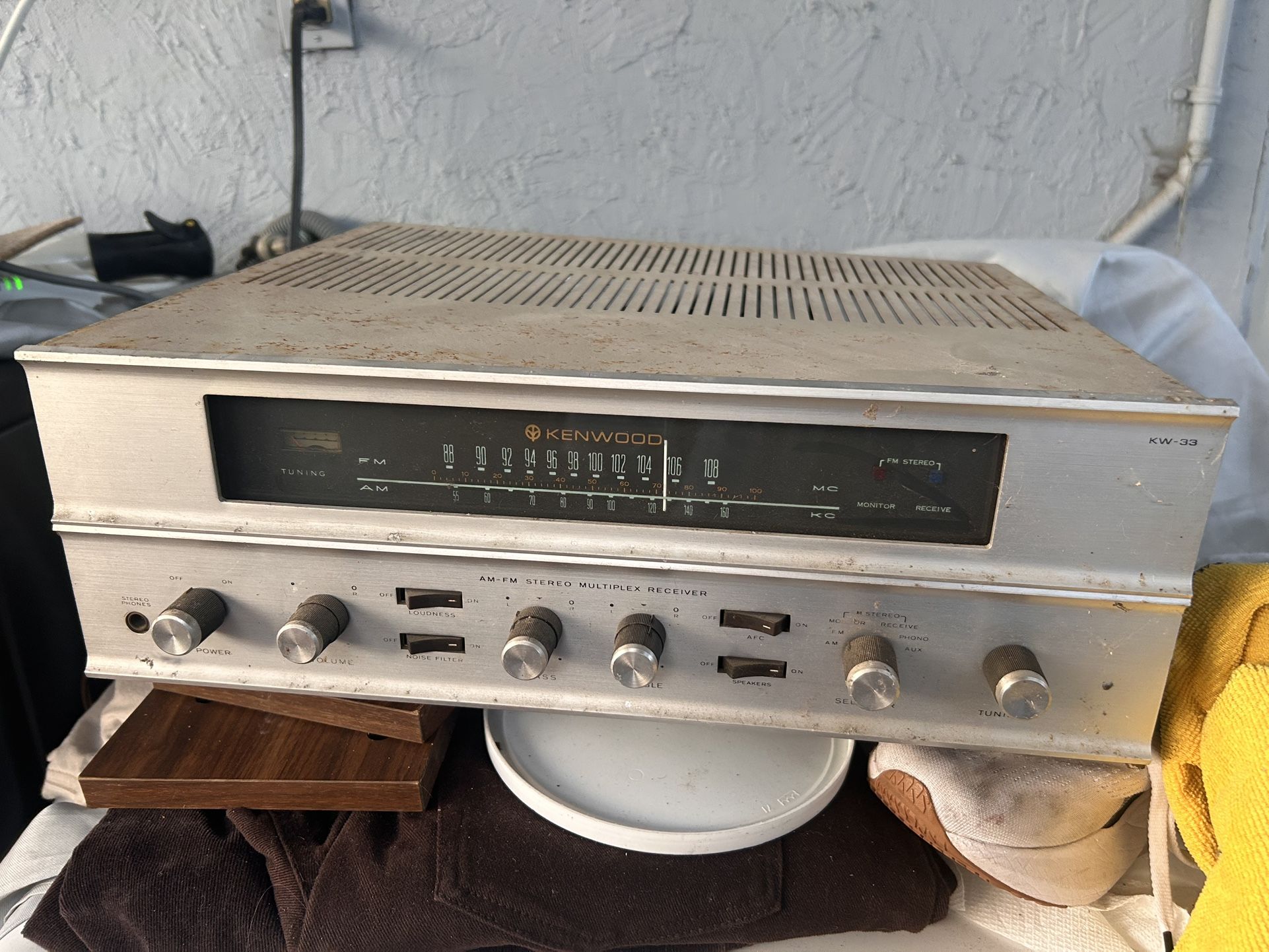 Kenwood KW-33