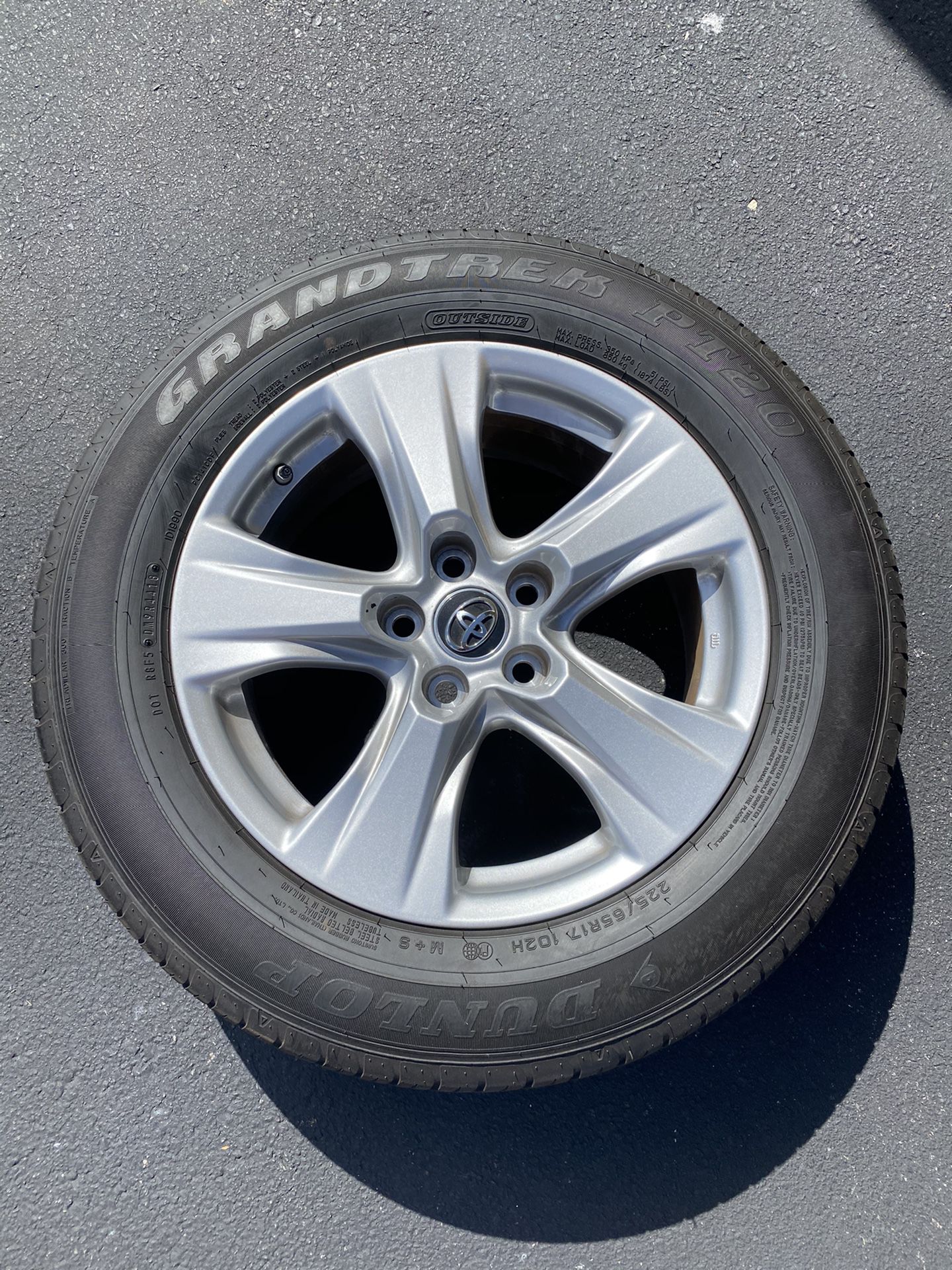 17” Toyota RAV4 Tire & Rim Package