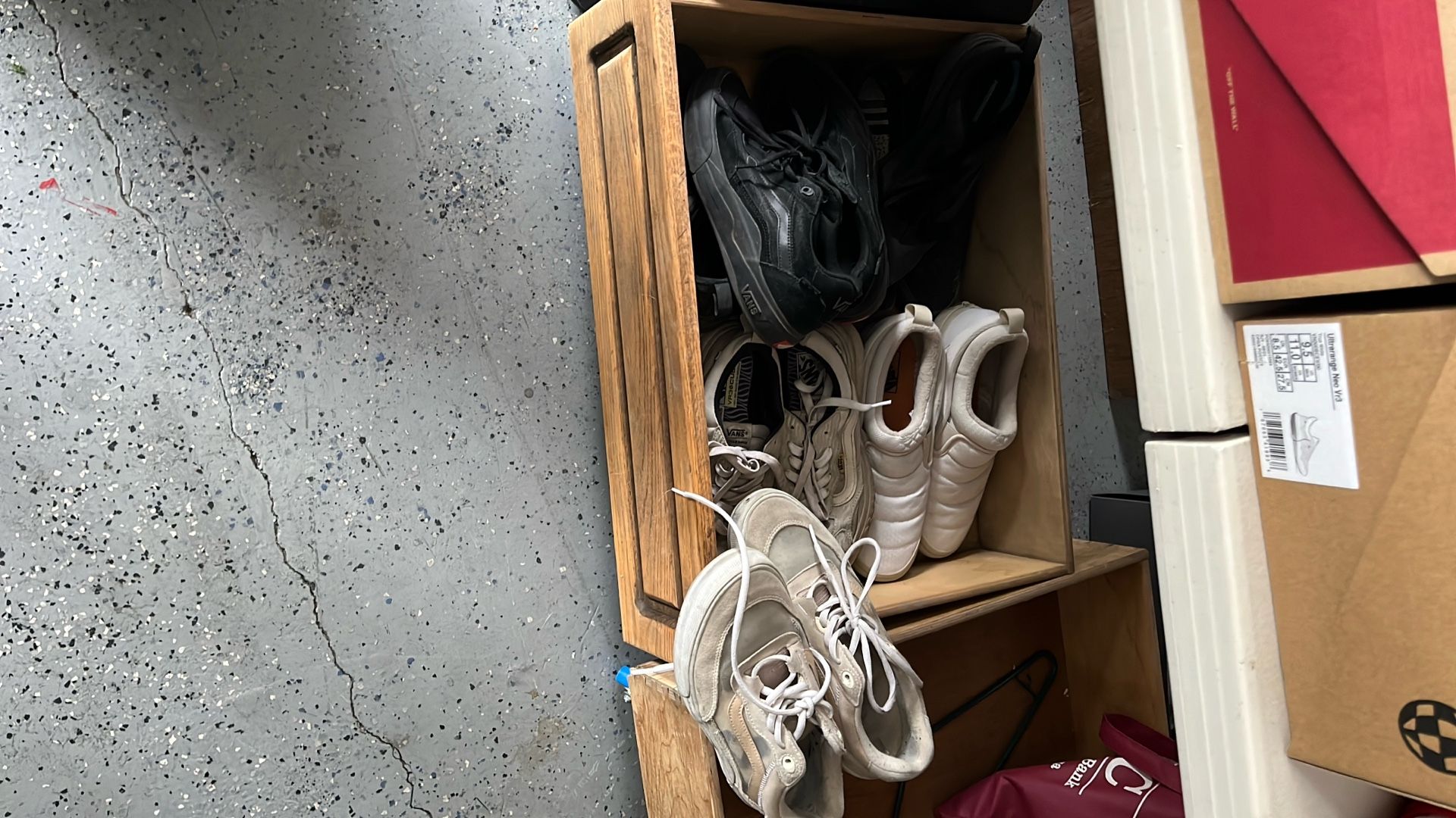 5 Pair Of 91/2 Vans Used All Five 