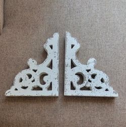 Wood Corbel
