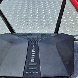 Nighthawk AX6 AX5400 (RAX50)