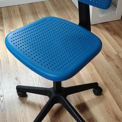 Kids Desk Chair