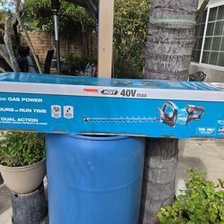 Makita 40v Hedge Trimmer New tool only