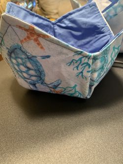 Soup bowl holders / snack holders