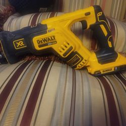 Dewalt 20V XR Cordless Reciprocating Saw
