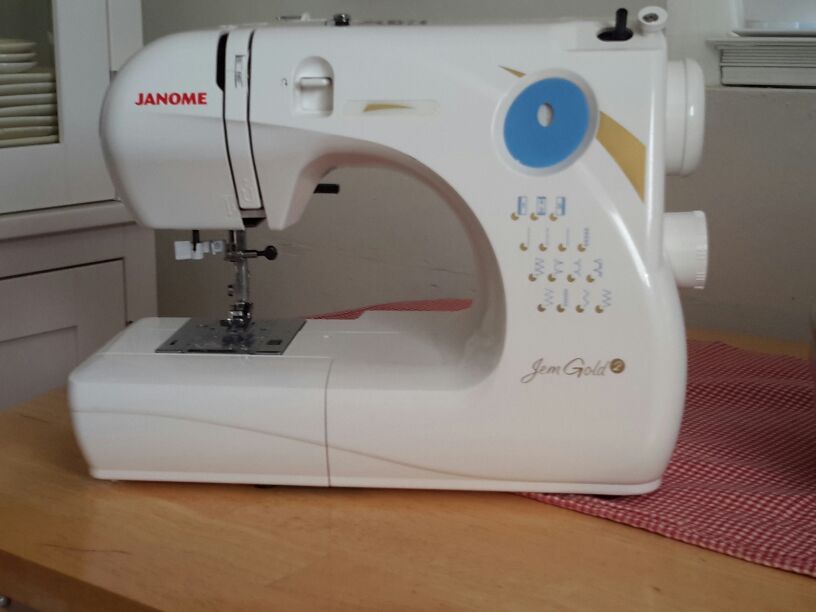 JANOME JEM MACHINE GOLD 2 - 661 USED