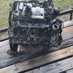 2005 Mercedes Benz SLK350  Motor For Sale